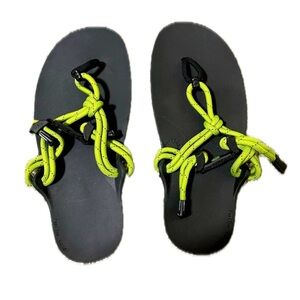 XeroShoes Genesis Barefoot Sandal Lightweight Packable Green Sz Men's 7 Women 8